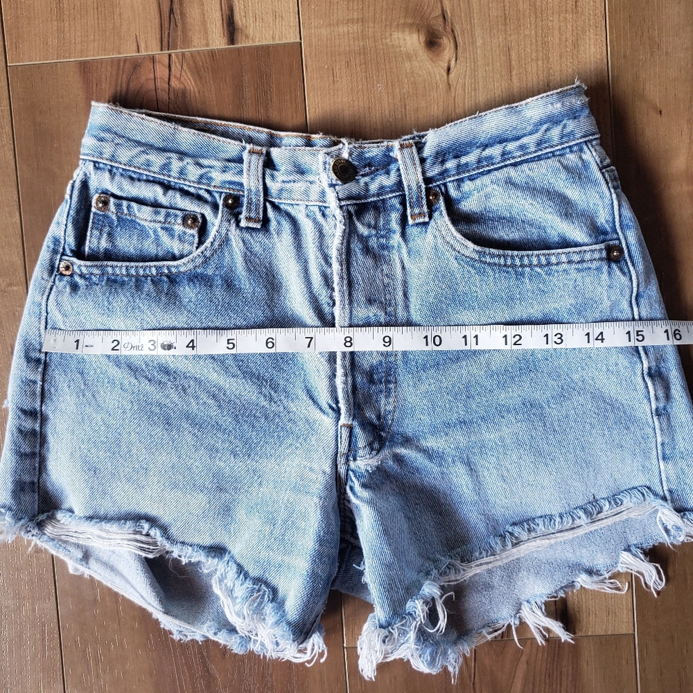 AMAZING VINTAGE LEVI'S SHORTS - Picture 13 of 16